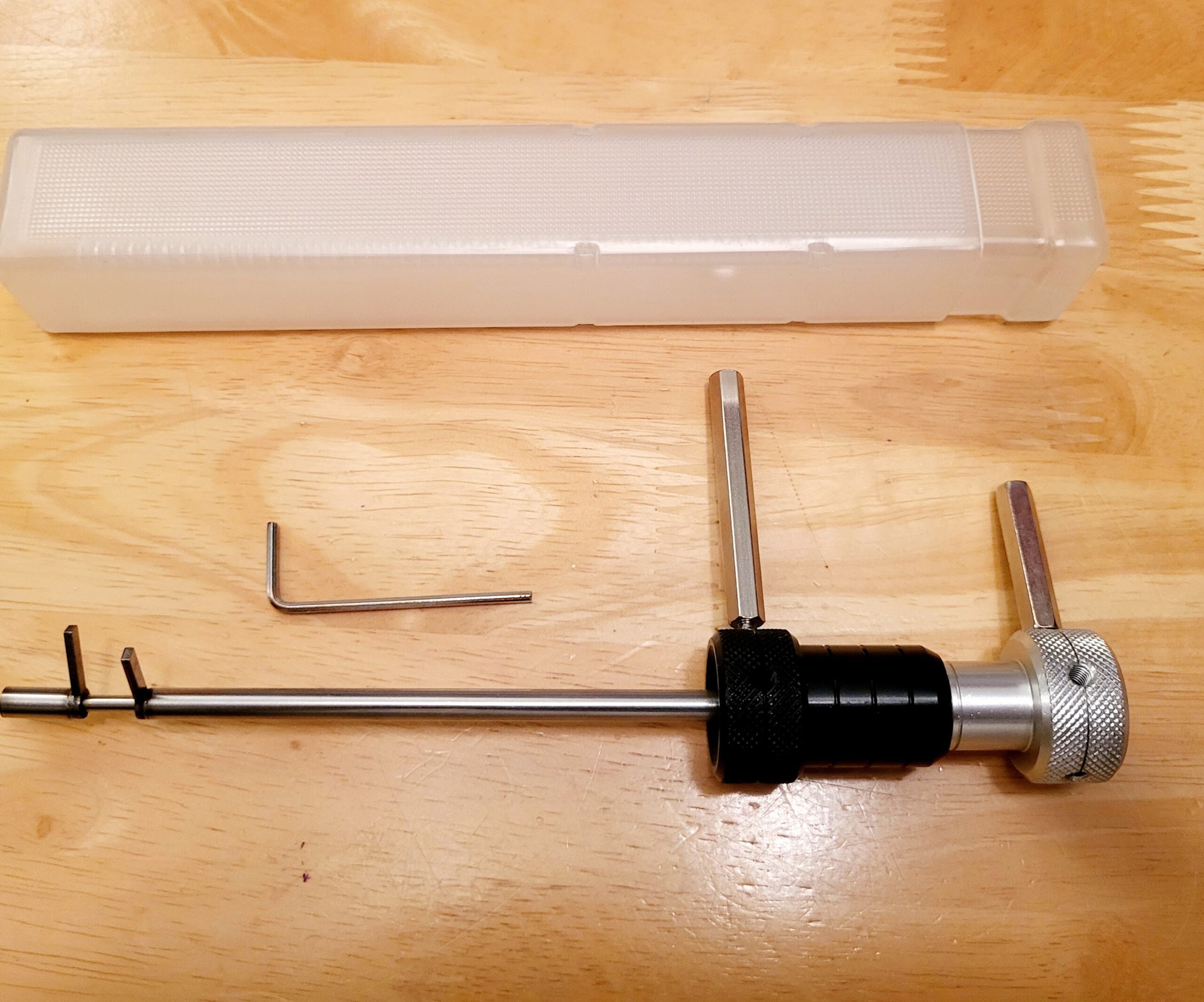 Black 2/1 Mortice Lever Pick.